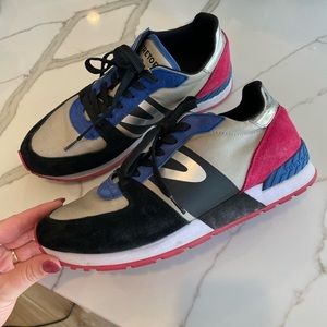 Tretorns size 11 woman’s